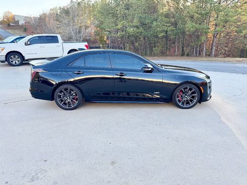 Used 2022 Cadillac CT4 V w/ Navigation Package image 6