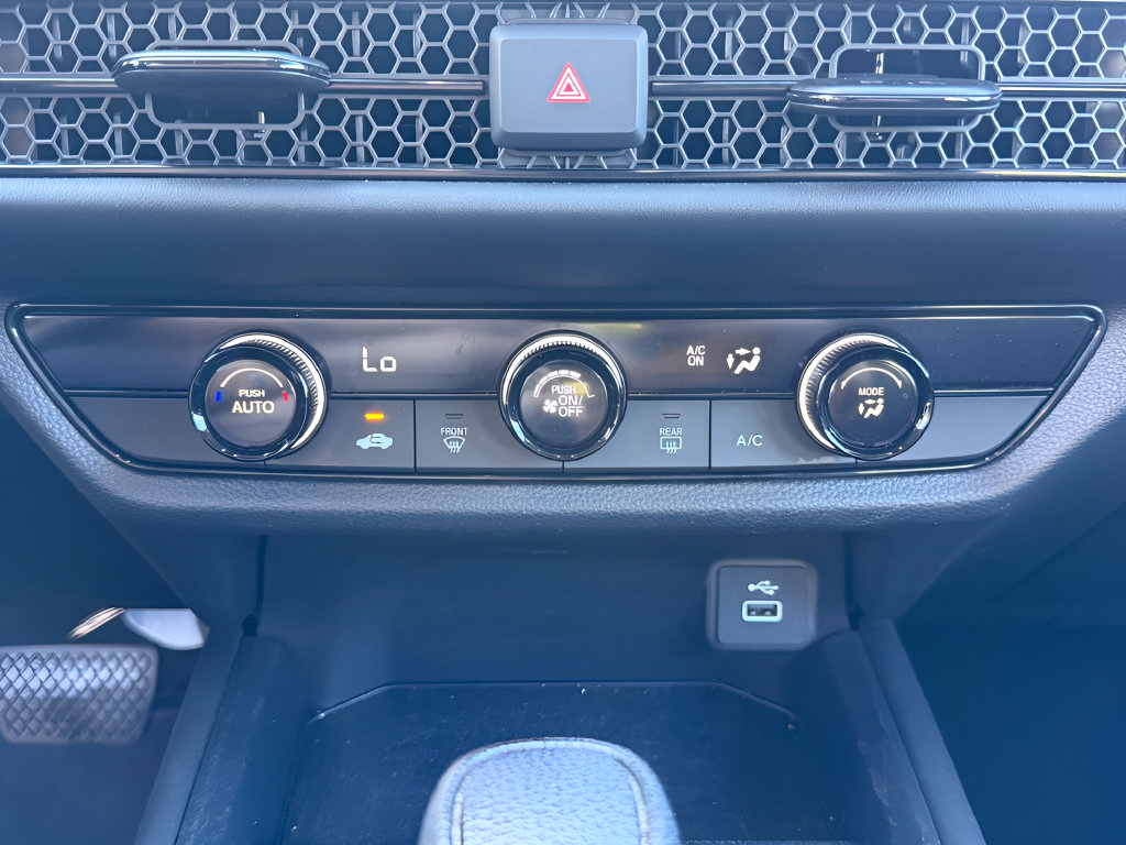 Used 2024 Honda HR-V LX image 27
