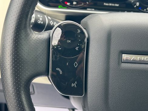 Used 2019 Land Rover Range Rover Sport HSE AWD/4WD image 40