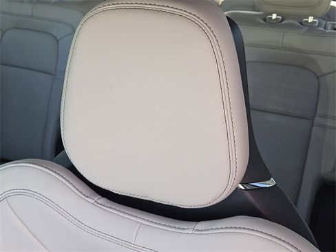 New 2026 Lincoln Aviator Reserve image 14