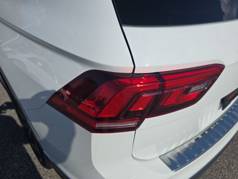 Used 2024 Volkswagen Tiguan Wolfsburg Edition FWD image 31
