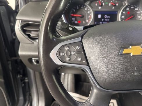 Used 2021 Chevrolet Traverse LT w/ LT Premium Package image 25