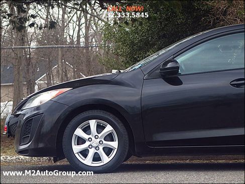 Used 2011 MAZDA MAZDA3 i Touring image 14