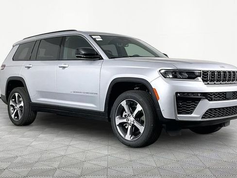 New 2026 Jeep Grand Cherokee L Limited AWD/4WD image 3