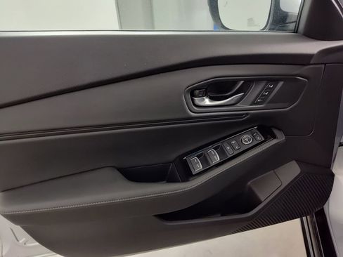 Used 2025 Honda Accord Touring image 20