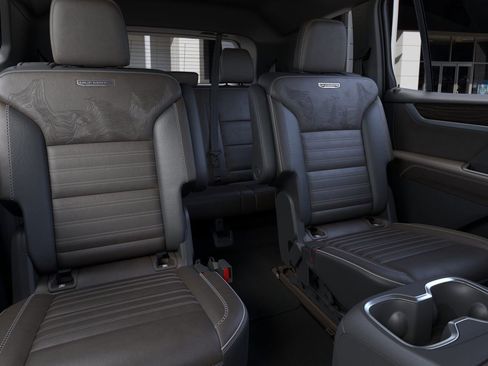 New 2026 GMC Acadia Denali Ultimate image 18