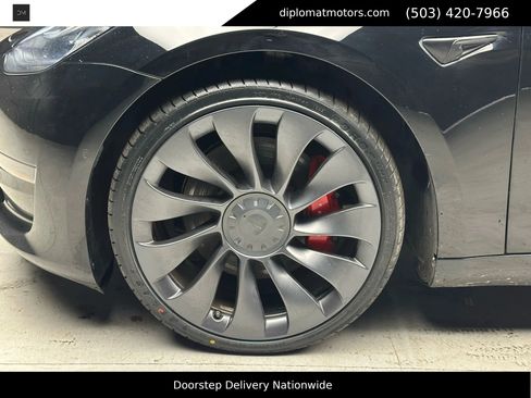 Used 2021 Tesla Model 3 Performance image 33