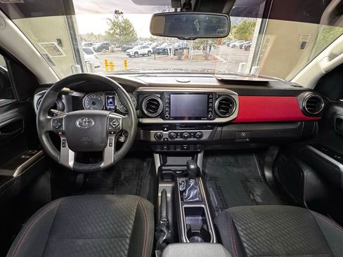 Used 2022 Toyota Tacoma SR5 image 16