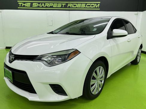Used 2014 Toyota Corolla LE FWD image 5