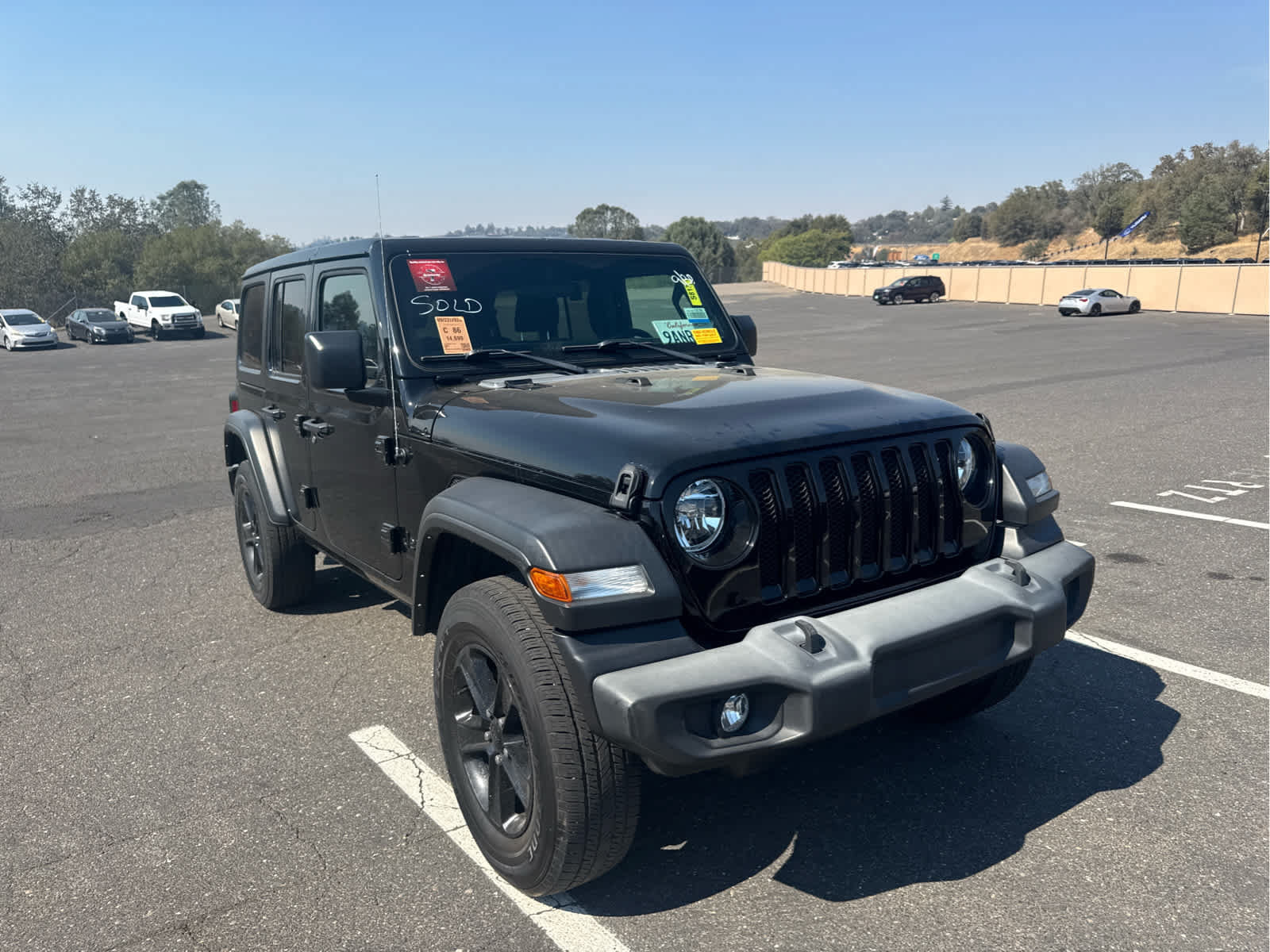 Used 2022 Jeep Wrangler Unlimited Sport AWD/4WD image 3