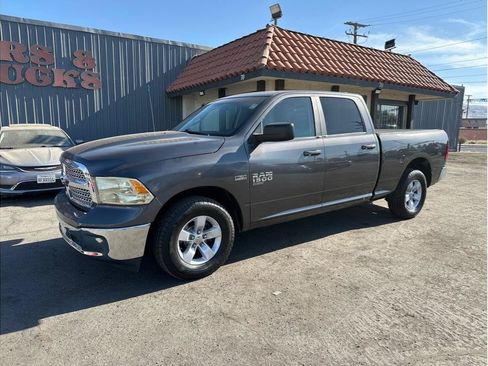 Used 2021 RAM 1500 Classic SLT RWD image 16