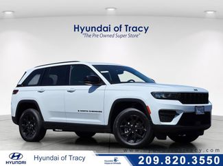 Used 2024 Jeep Grand Cherokee Altitude AWD/4WD 360° Tour
