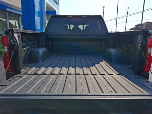Used 2024 Chevrolet Silverado 1500 RST AWD/4WD image 30