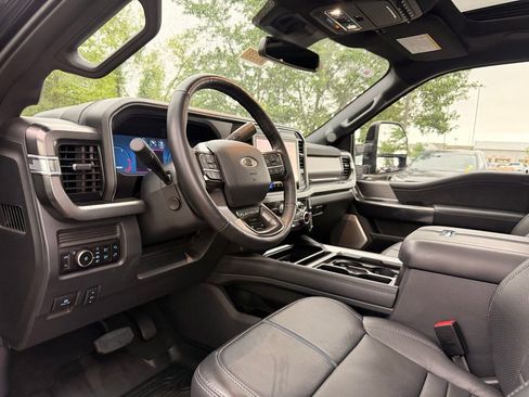 Used 2026 Ford F350 Platinum AWD/4WD image 9