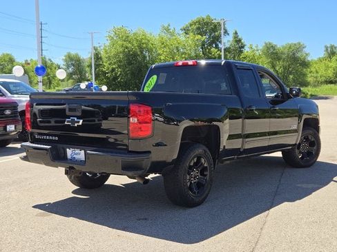 Used 2017 Chevrolet Silverado 1500 LT w/ Midnight Edition AWD/4WD image 11