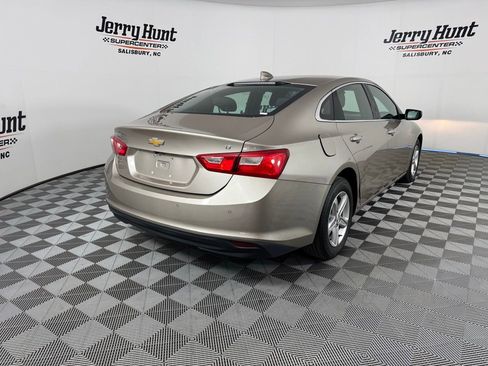 Used 2023 Chevrolet Malibu LT w/ Driver Confidence Package image 8