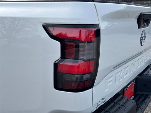 New 2026 Nissan Frontier S image 12