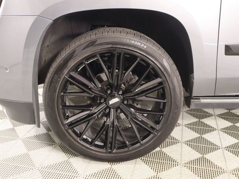 Used 2020 Cadillac Escalade Premium Luxury w/ Escalade Sport Edition image 20