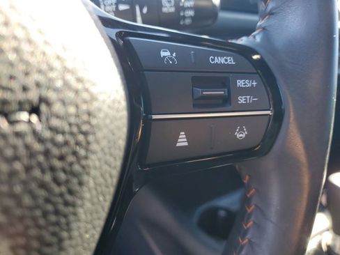 Used 2024 Honda HR-V Sport image 25