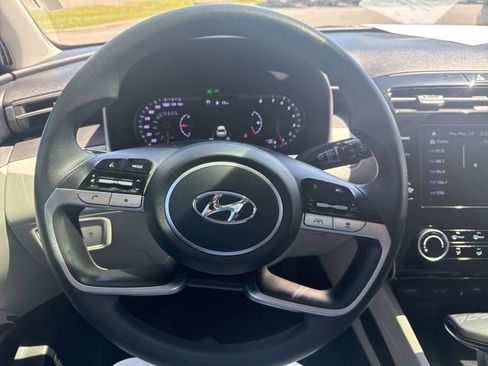 Used 2023 Hyundai Tucson SEL FWD image 14