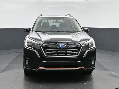 Used 2023 Subaru Forester Sport image 2