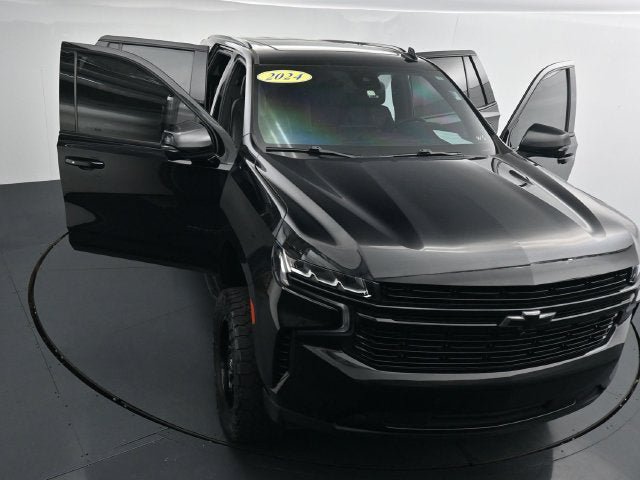 Used 2024 Chevrolet Tahoe RST w/ Luxury Package AWD/4WD image 49
