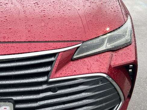 Used 2019 Toyota Avalon Limited w/ Advanced Safety Package image 11