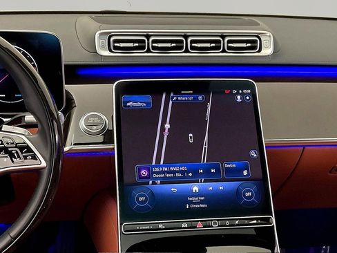 Certified 2023 Mercedes-Benz S 500 4MATIC image 9