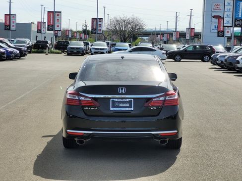 Used 2016 Honda Accord EX-L image 6