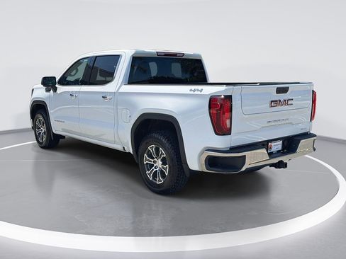 Used 2025 GMC Sierra 1500 SLT AWD/4WD image 5