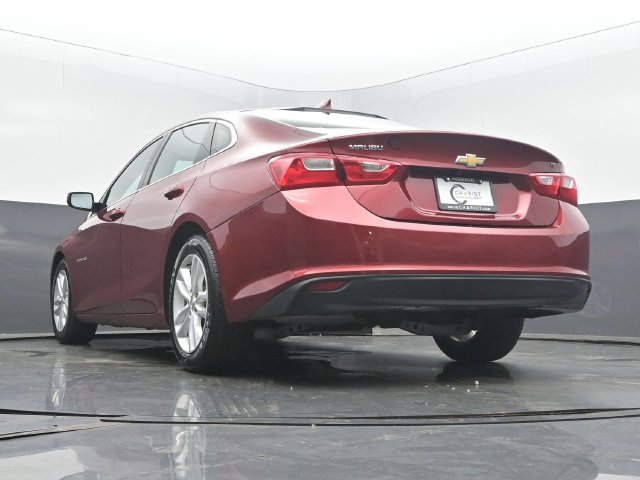 Used 2017 Chevrolet Malibu LT FWD image 47