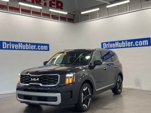 Used 2025 Kia Telluride S FWD image 6