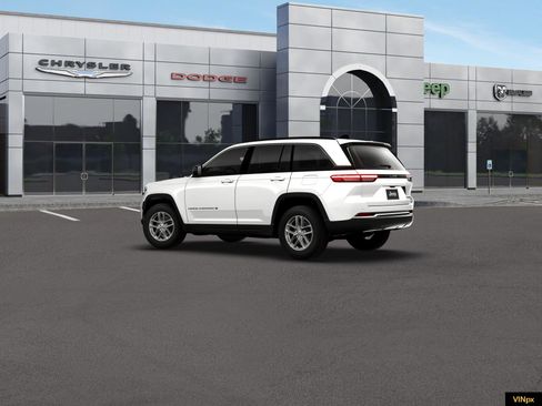 New 2026 Jeep Grand Cherokee Laredo X image 4