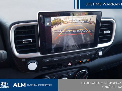 New 2026 Hyundai Venue SE FWD image 22