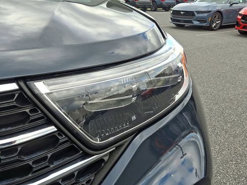 Certified 2023 Ford Explorer XLT w/ Equipment Group 202A AWD/4WD image 9