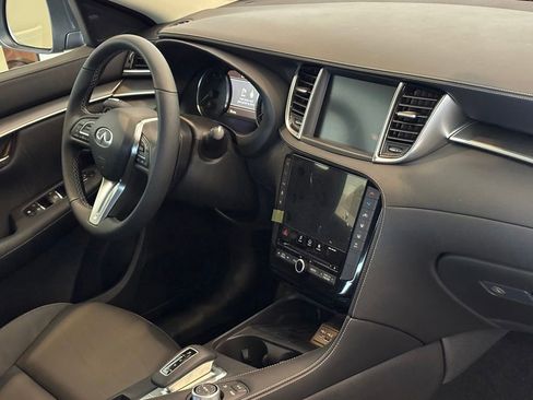 Certified 2025 INFINITI QX50 Pure AWD/4WD image 27
