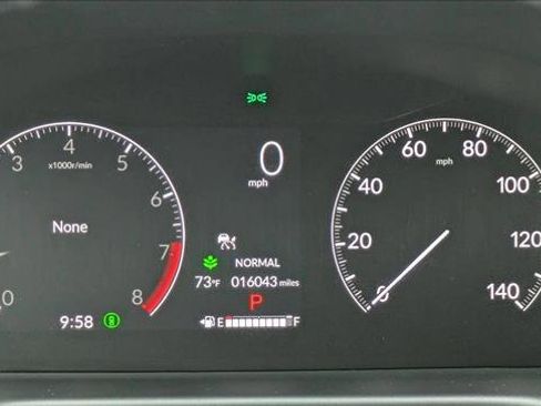 Used 2025 Honda Odyssey Elite image 11