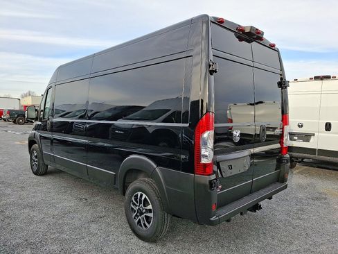 New 2025 RAM ProMaster 2500 w/ Quick Order Package 22H SLT+ image 3