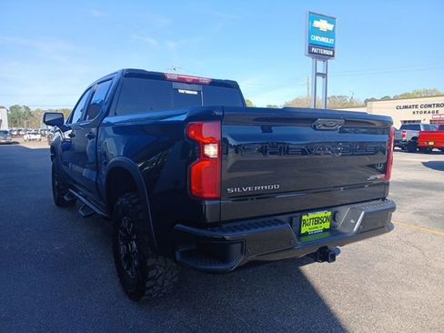 Used 2024 Chevrolet Silverado 1500 ZR2 w/ Technology Package image 9