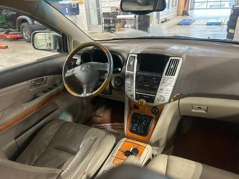 Used 2004 Lexus RX 330 AWD image 17