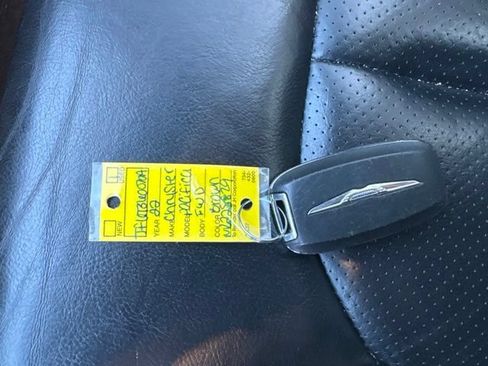 Used 2022 Chrysler Pacifica Touring-L FWD image 11
