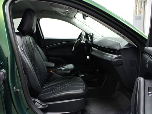 Used 2024 Ford Mustang Mach-E Select w/ Comfort Package Lite image 16