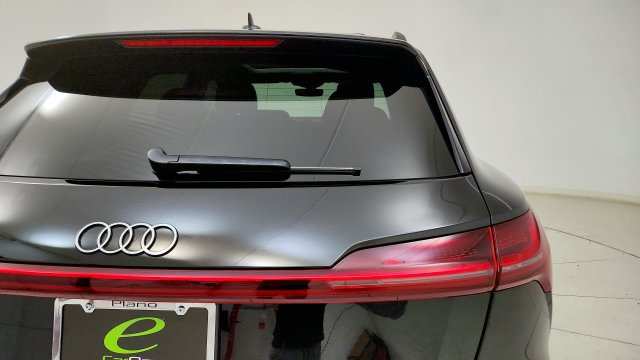 Used 2024 Audi Q8 e-tron Premium AWD/4WD image 26