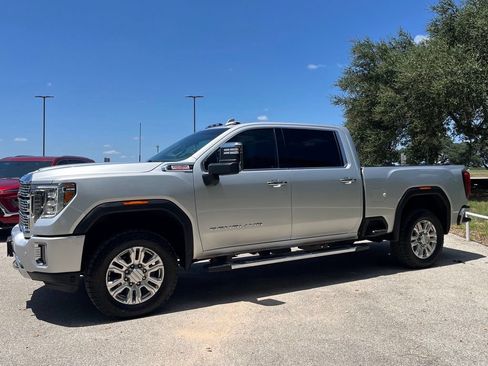 Used 2021 GMC Sierra 2500 Denali w/ Denali Ultimate Package AWD/4WD image 1