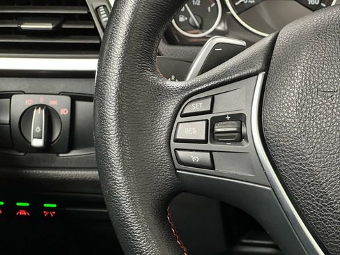 Used 2018 BMW 330i xDrive Wagon image 28