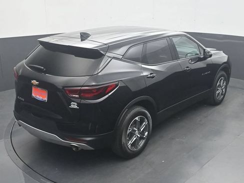 Used 2025 Chevrolet Blazer LT FWD image 24