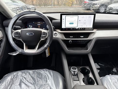 Used 2026 Ford Explorer Active image 13