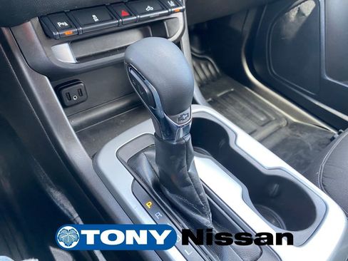 Used 2022 Chevrolet Colorado LT w/ Fleet Safety Package image 35