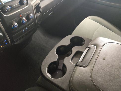 Used 2017 RAM 1500 Express image 26