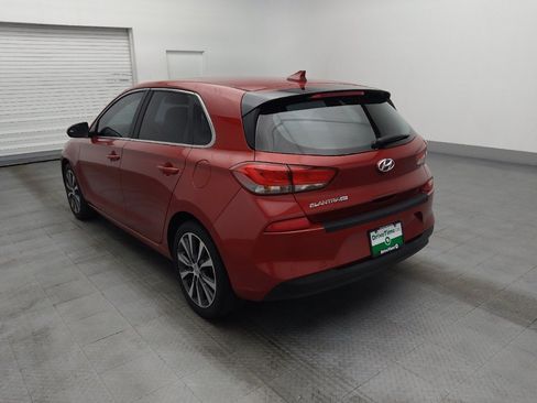 Used 2019 Hyundai Elantra GT FWD image 5